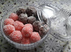 صورة لوصفة كرات جوز الهند على طريقتي