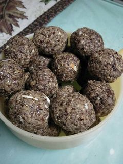 अलसी लड्डू (Alsi laddoo recipe in hindi) रेसिपी मुख्य फोटो