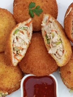 A picture of Bread Pockets 🤤🥙.