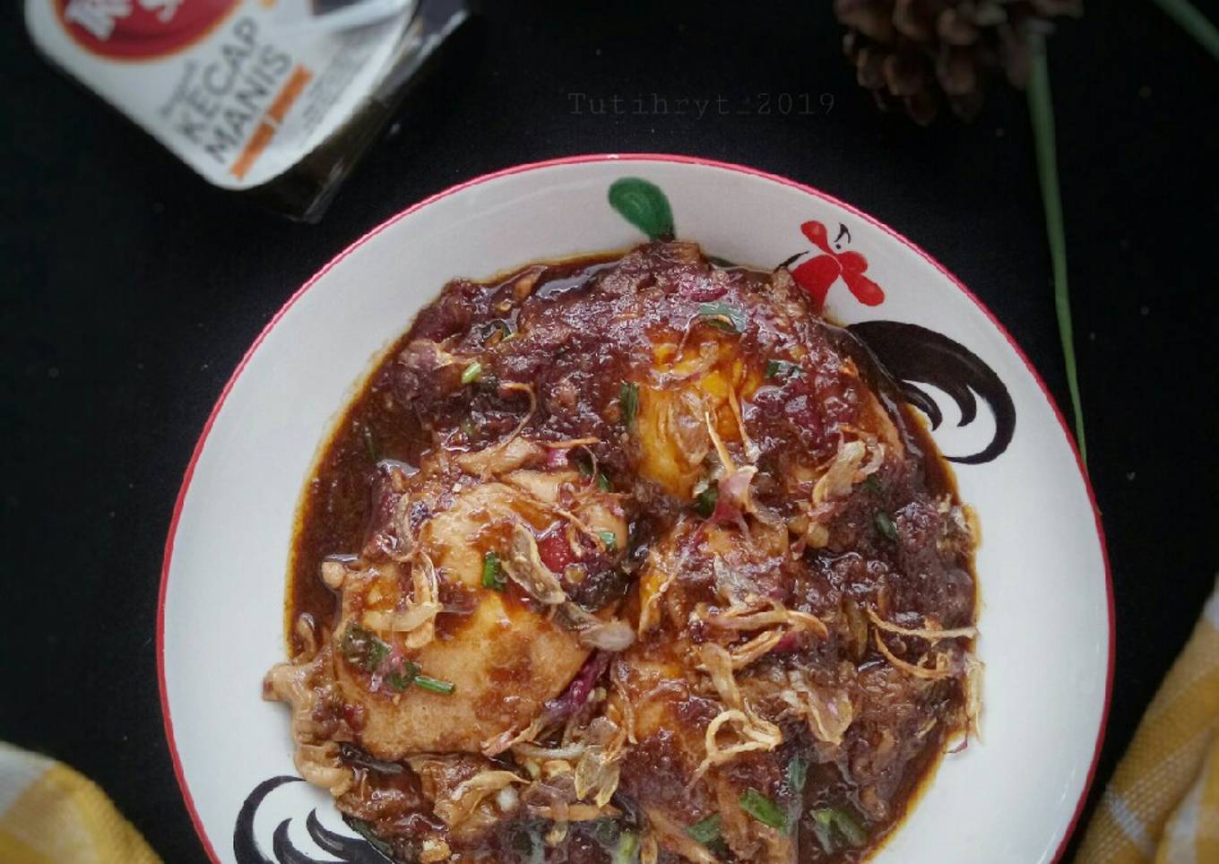 Telur bebek bumbu kecap