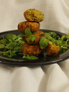 ફલાફલ (Falafel Recipe In Gujarati) રેસીપી મુખ્ય ફોટો