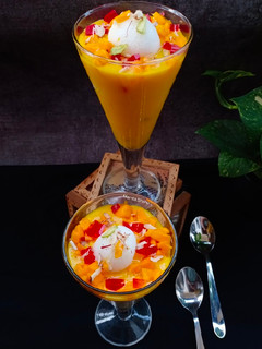 रसगुल्ला मैंगो डिलाइट (rasgulla mango delight recipe in hindi) रेसिपी मुख्य फोटो