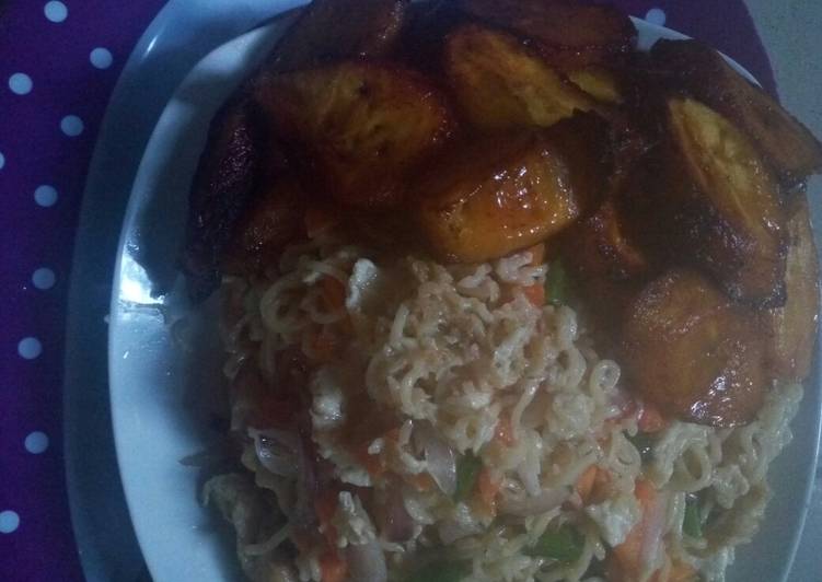 Simple Way to Prepare Quick Indomie with egg sauce and plantain