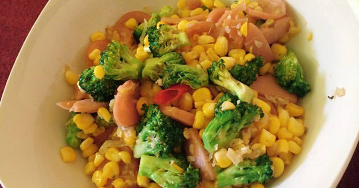 Resep Tumis Jagung Manis + Brokoli + Sosis Sehat dan Mudah oleh kikitchen -  Cookpad
