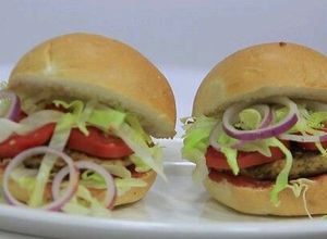 صورة لوصفة برجر الدجاج 🍔🍔🍔🍔