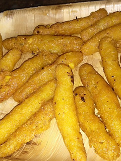A picture of Rice and potato kurkure🍿.