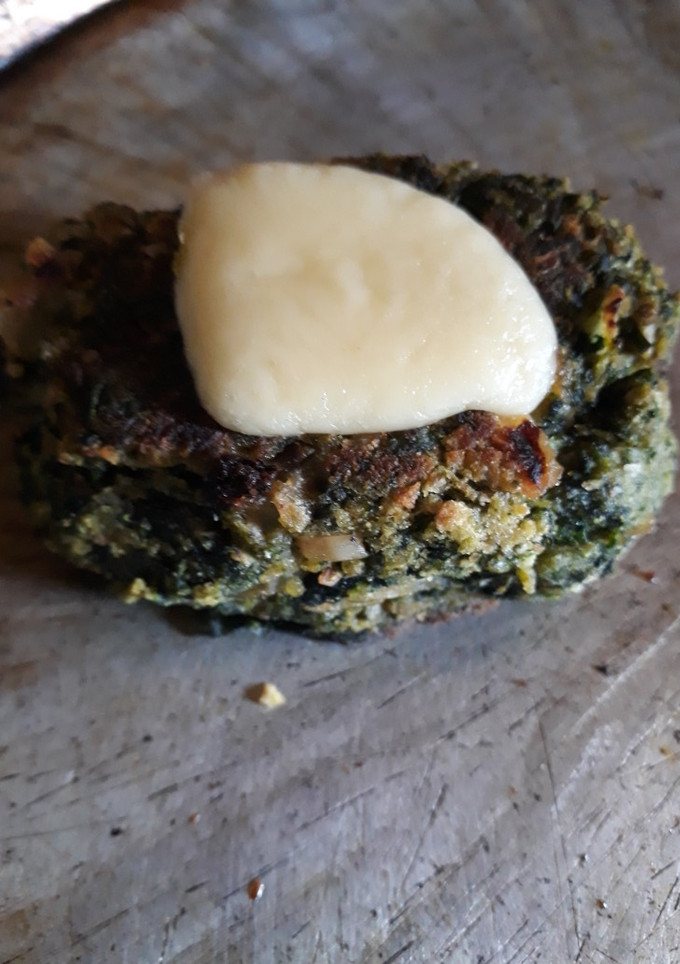 Una foto de Rectángulos de acelga y queso cremoso