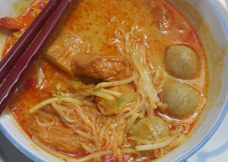 Cara Gampang Membuat Laksa singapore, Menggugah Selera