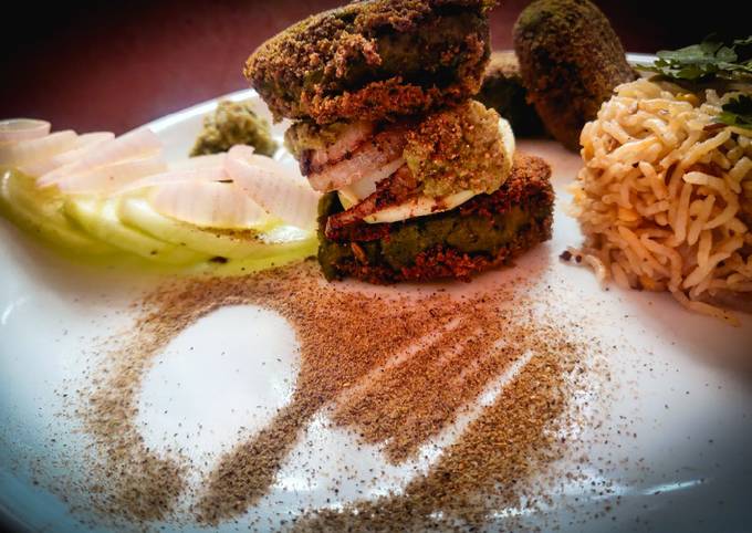 Hara Bhara Kebab Burger / Hara Bhara Kebab Recipe