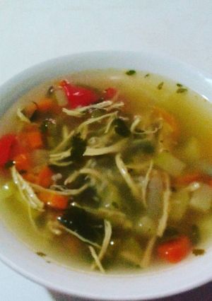 Una foto de Sopa de pollo reconfortante