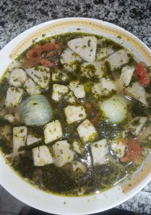 صورة لوصفة قلقاس بسلق والكزبره شوربة منسبه للشتاء 🥘☕