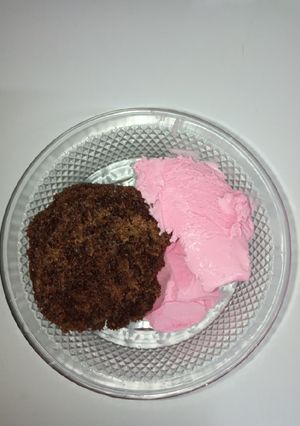 A picture of Microwave Chocolate Cake.