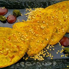 A picture of Moong Dal Triangle Paratha.