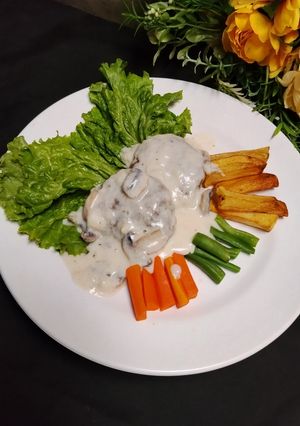 Foto resep Chicken Patty with Mushroom Sauce