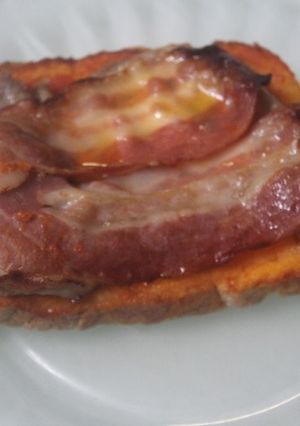 Foto principal de Rebanadas con cabezada y bacón