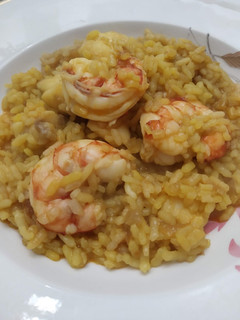 Una foto de Arroz meloso con rape y gambones
