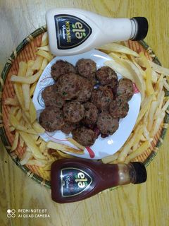 صورة لوصفة كفتة اللحم المشوي مع البطاطا 🍟👍😋