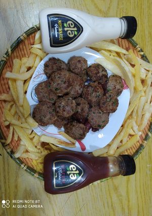 صورة لوصفة كفتة اللحم المشوي مع البطاطا 🍟👍😋