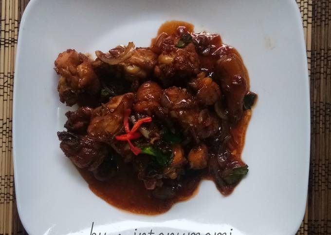 Ayam kecap manis gurih empuk ayamnya