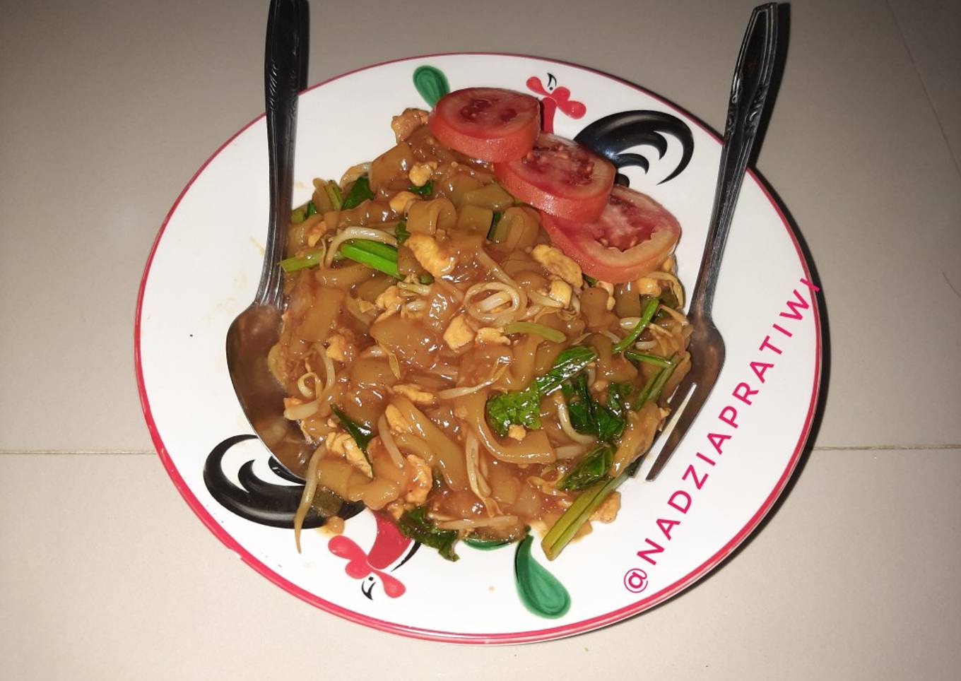 Kwetiau goreng sederhana