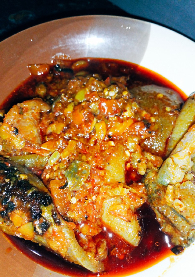 A picture of Ofada sauce with a twist.