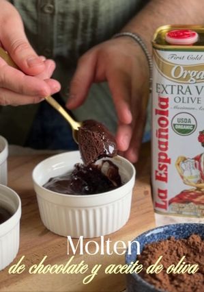 Una foto de Molten de Chocolate
