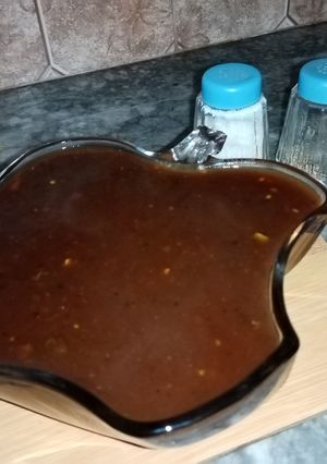 A picture of Khatti meethi imli ki chutney.