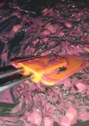Una foto de Hojas de beterraga a la bechamel