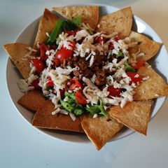 Baked nacho taco salad A picture of Baked nacho taco salad.