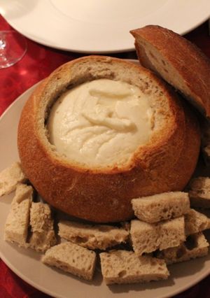 Foto di Fonduta con pane croccante