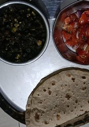 भिन्डी (Bhindi recipe in hindi) रेसिपी मुख्य फोटो