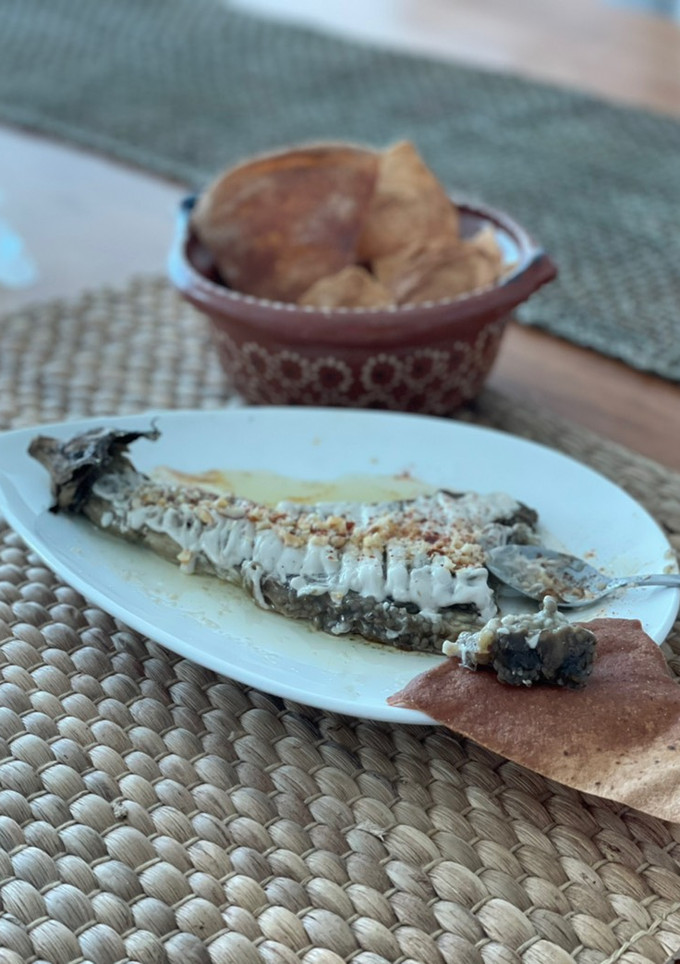 Una foto de Babaganoush deconstruido