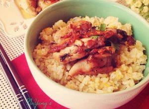 Hình của món Đùi gà chiên bơ tỏi.