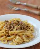 Pasta với sốt thịt bò và bí đỏ 
