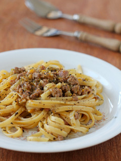 Hình của món Pasta với sốt thịt bò và bí đỏ .