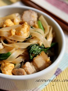 Hình của món Phở xào kiểu Thái .