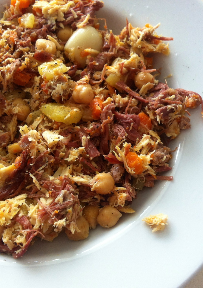 Una foto de Ropa vieja del cocido