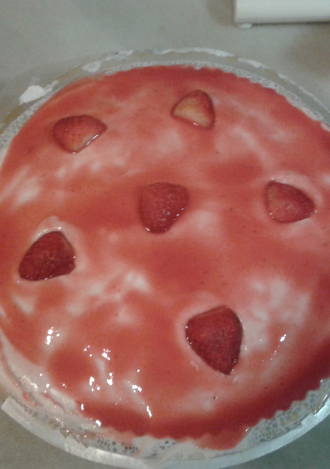 Una foto de Tiramisú de fresa y mascarpone