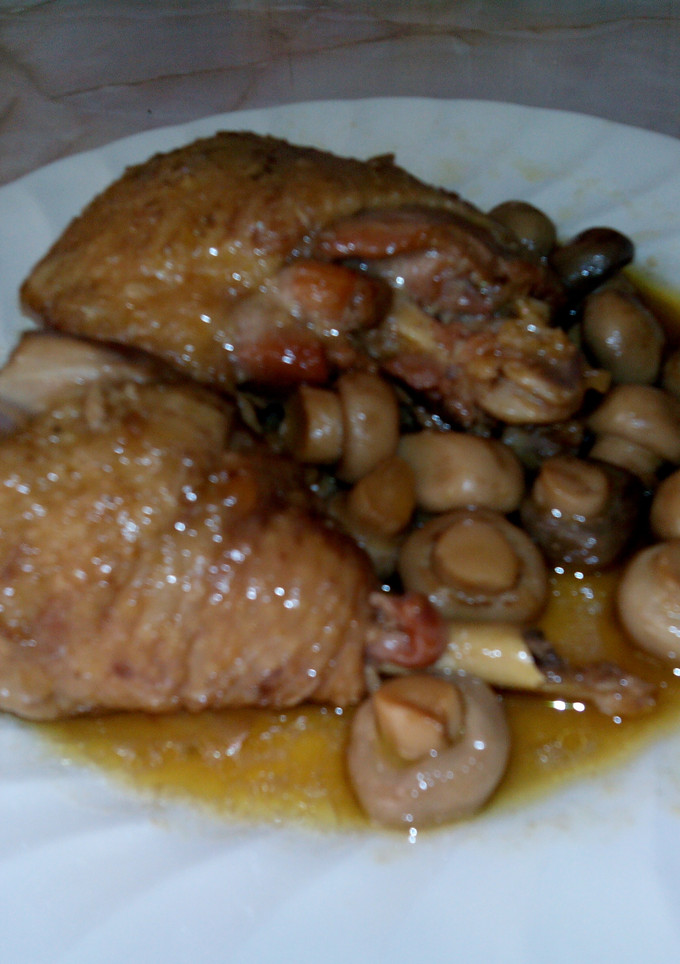Una foto de Pollo al jerez oloroso