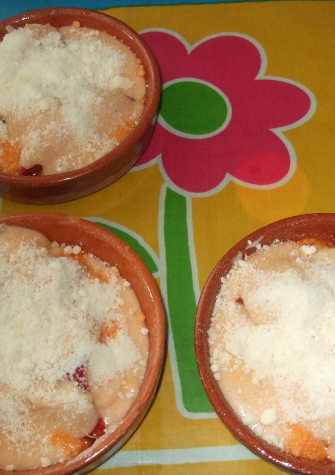 Una foto de Pimientos piquillo en salsa bechamel