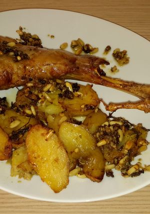 Una foto de Paletilla de cordero a la Murciana
