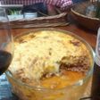 Pastel de mandioca con carne gratinado