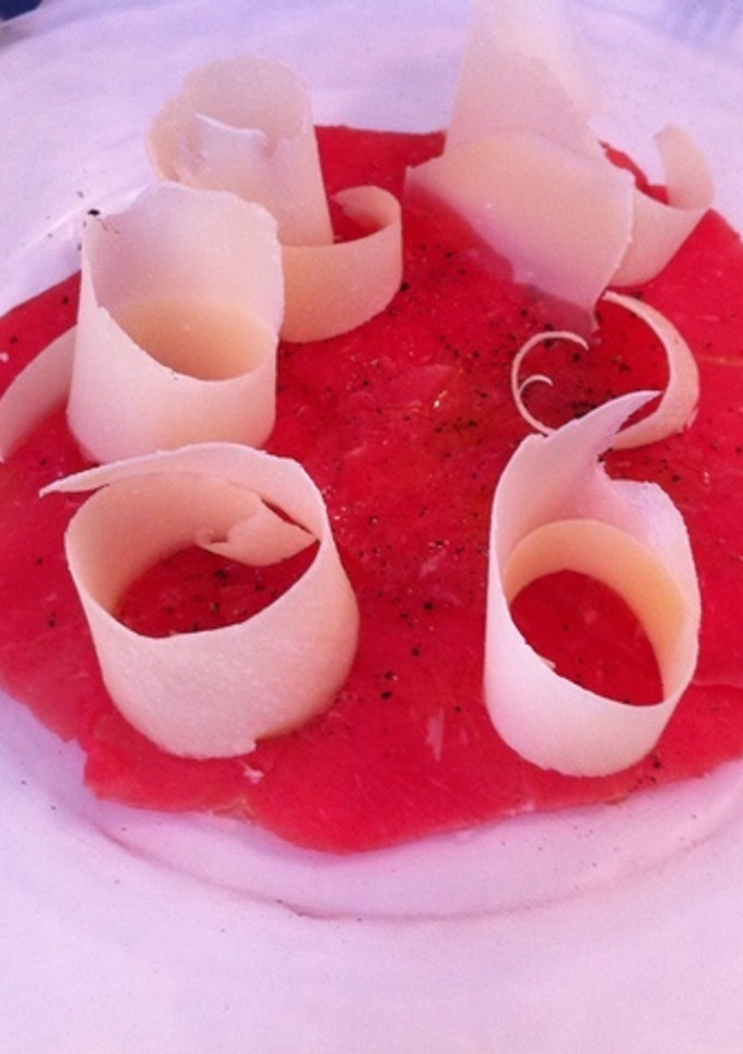 Una foto de Carpaccio
