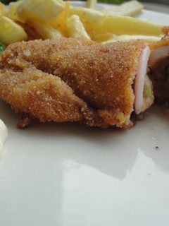 Una foto de Chipirones rellenos y empanados