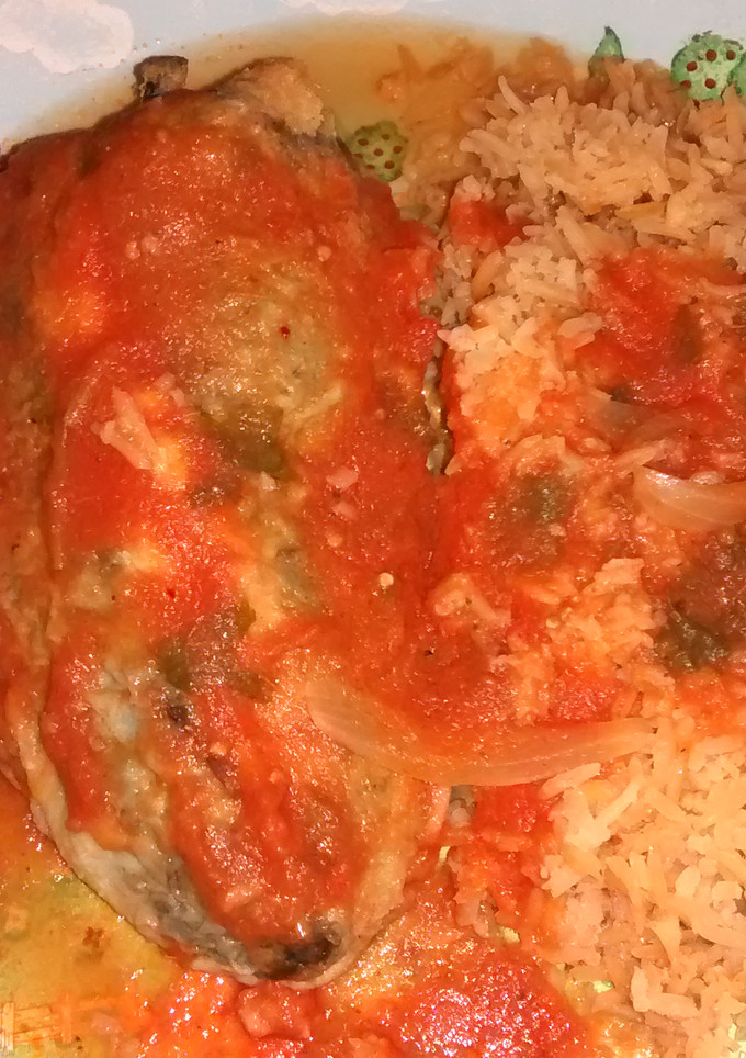 Una foto de Chiles poblanos rellenos