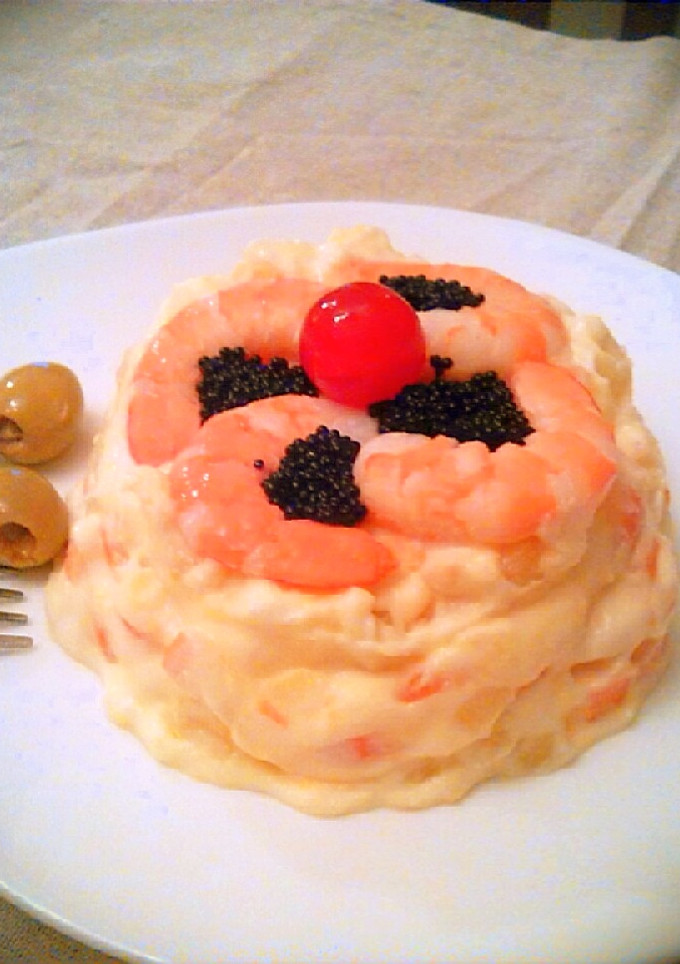 Una foto de Ensaladilla de langostinos