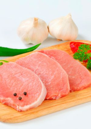 Una foto de Lomo en tiras con verduras