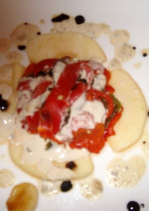 Una foto de Ensalada de pimientos al cabrales