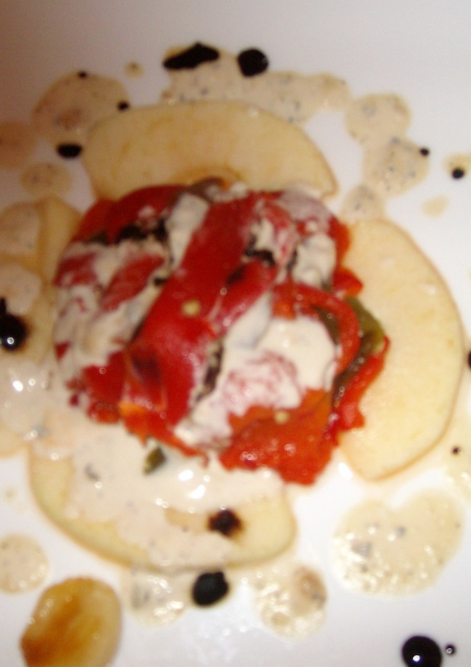 Una foto de Ensalada de pimientos al cabrales