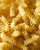 Fusilli con salsa de champiñón